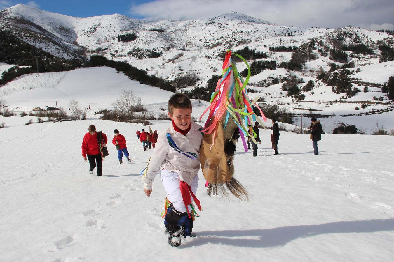 El carnaval de Piasca, bajo la nieve