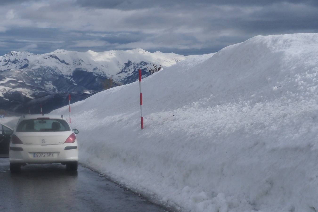 Un paseo por San Glorio bajo la nieve