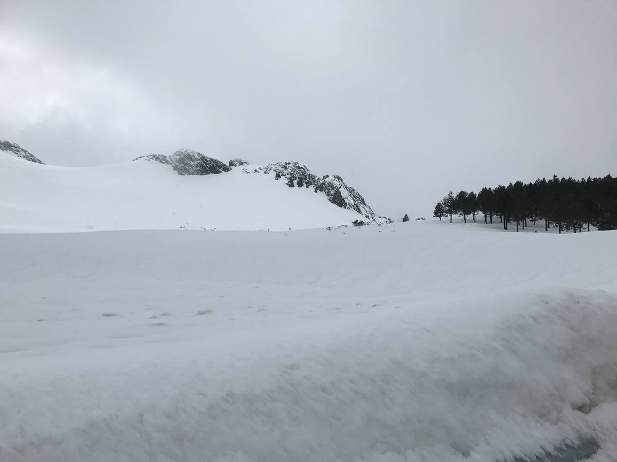 Un paseo por San Glorio bajo la nieve