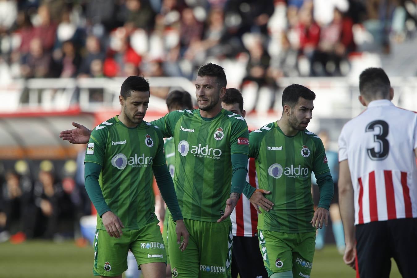 El Racing ha caído ante el Athletic B por 3 goles a 0 en un pobre partido disputado en Lezama