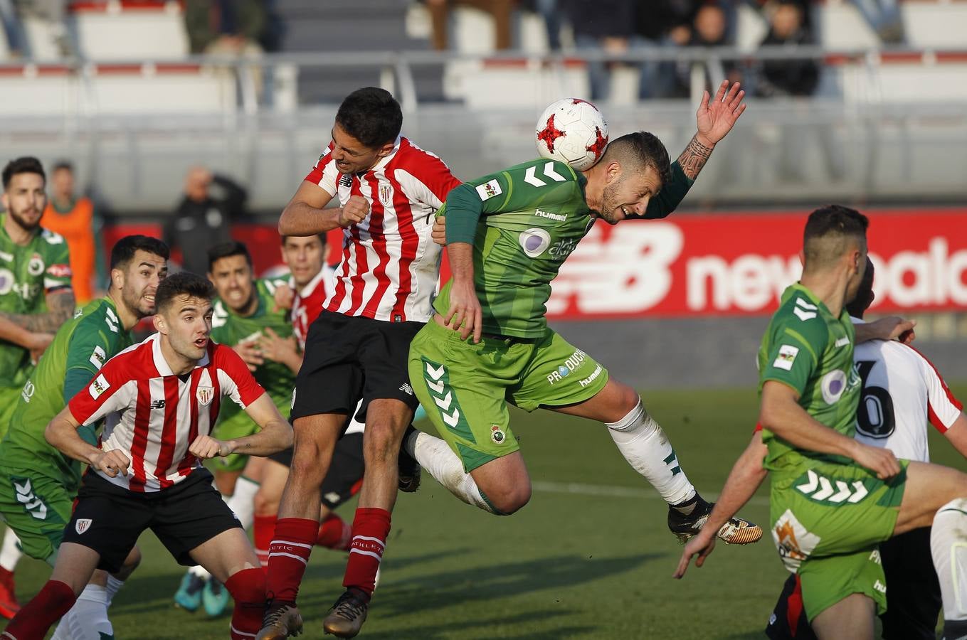 El Racing ha caído ante el Athletic B por 3 goles a 0 en un pobre partido disputado en Lezama