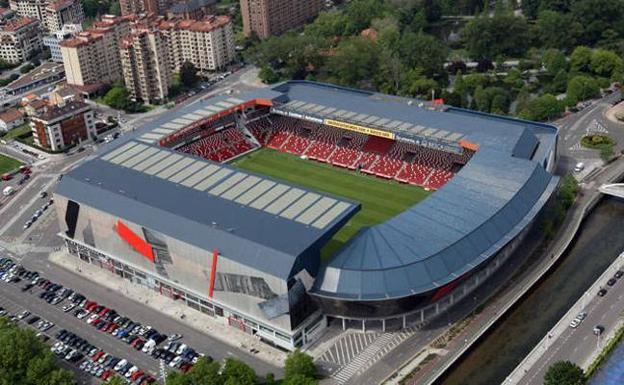 El estadio El Molinón de Gijón. 