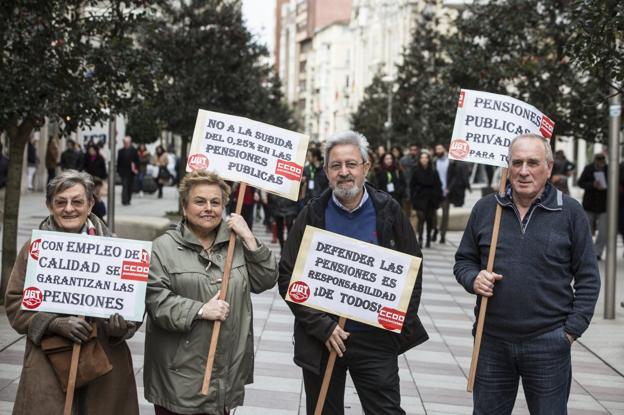 Reyes González del Río, María Victoria Campo, Juan Carlos Saavedra y Francisco Calderón.