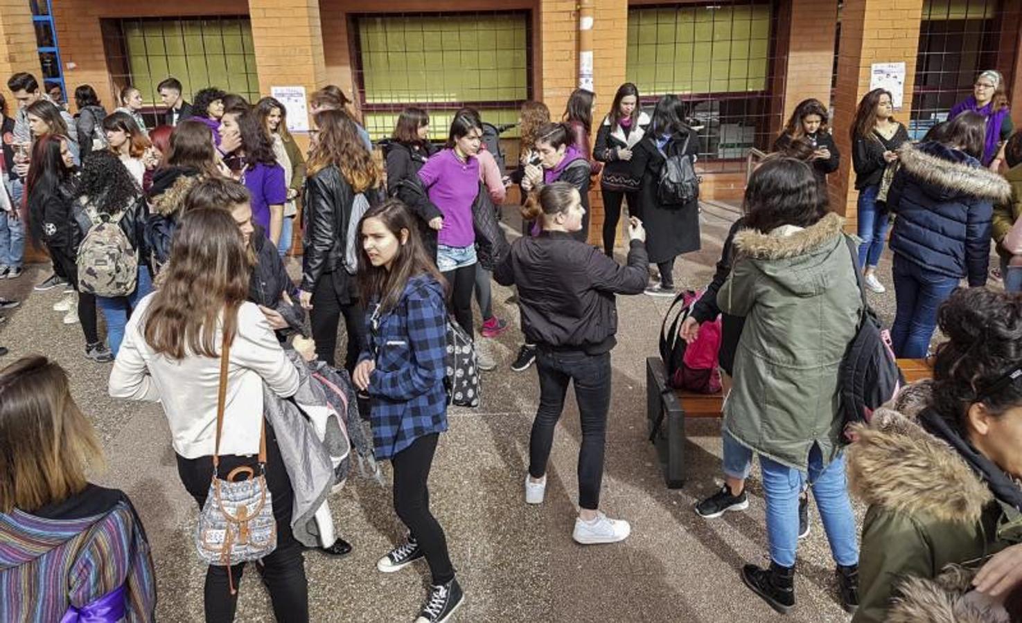 Concentración en la Universidad de Cantabria.