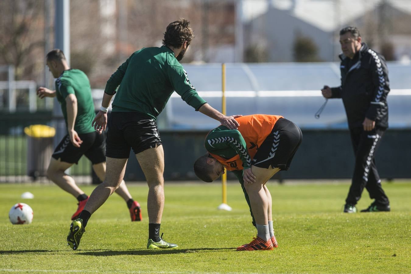 Fotos: Entrenamiento del Racing para preparar su visita a Barakaldo