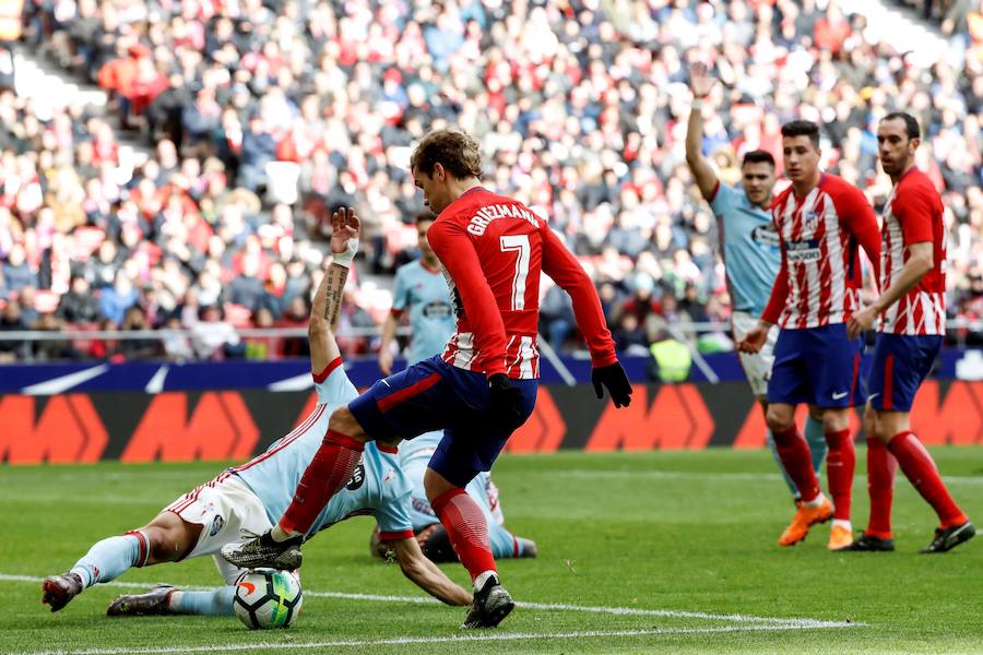 Los tantos de Griezmann, Vitolo, que volvió a la titularidad, y Correa, dan la victoria al cuadro madrileño ante el equipo gallego. 