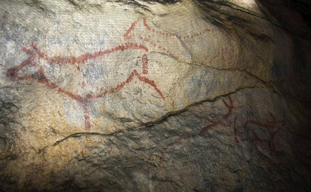 El alcalde de Ramales pide a la Unesco que medie ante De la Serna para señalizar la cueva de Covalanas