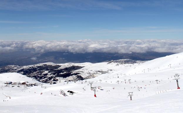 La zona de Borreguiles presenta un estado espectacular para disfrutar de la nieve