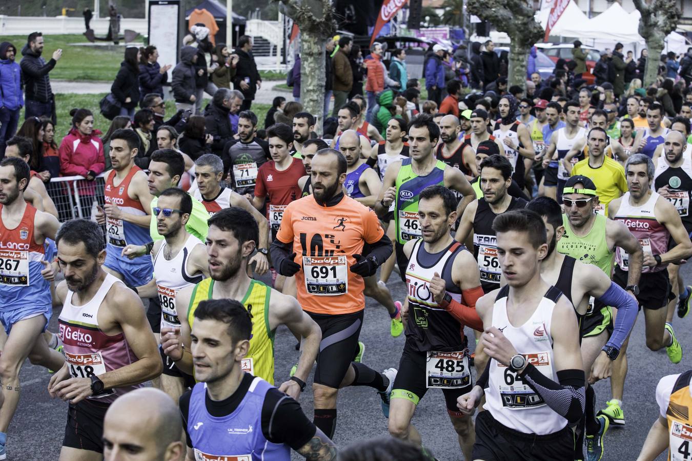 Fotos: Toni Abadía bate en Laredo el récord de España de 10 km en ruta