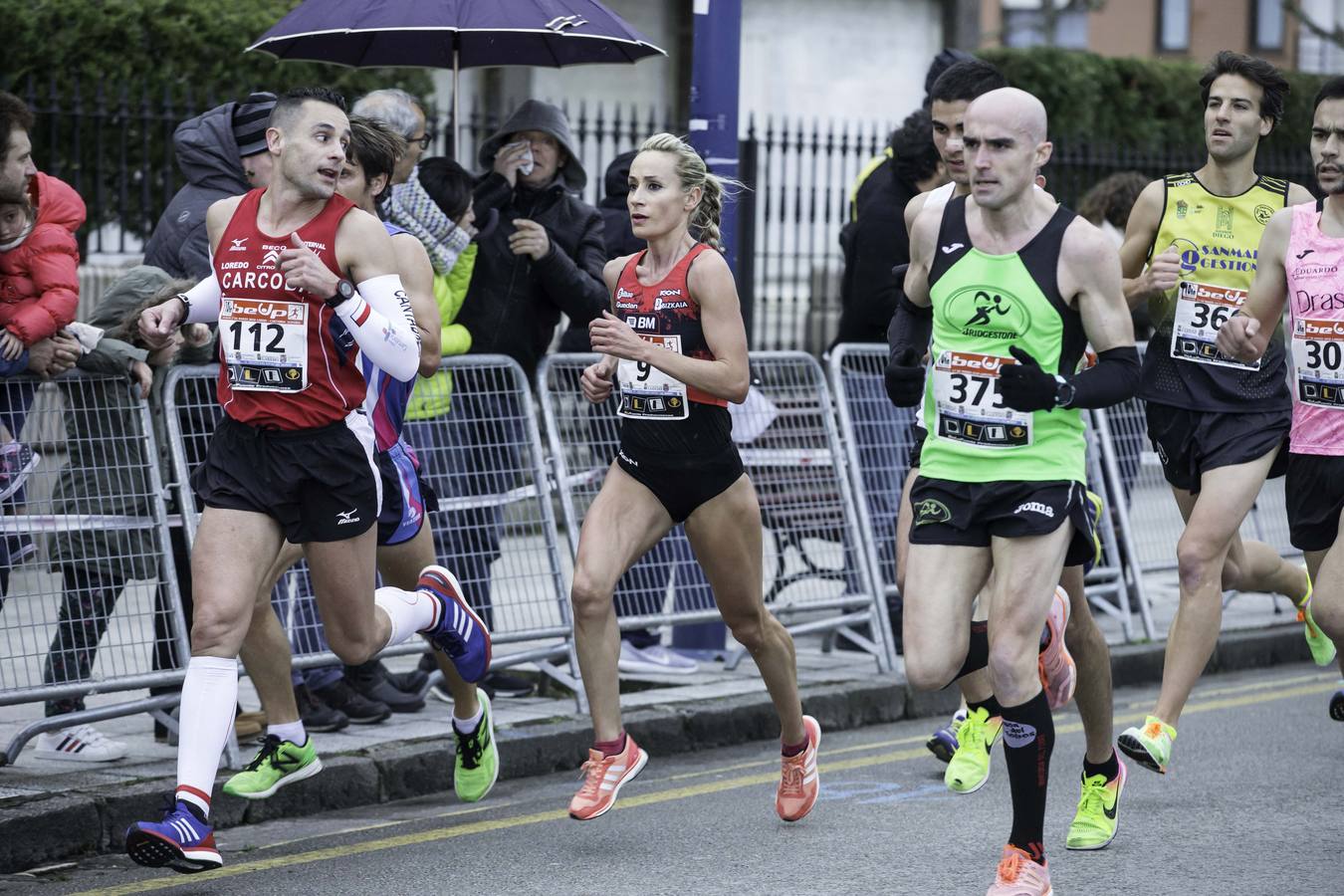 Fotos: Toni Abadía bate en Laredo el récord de España de 10 km en ruta