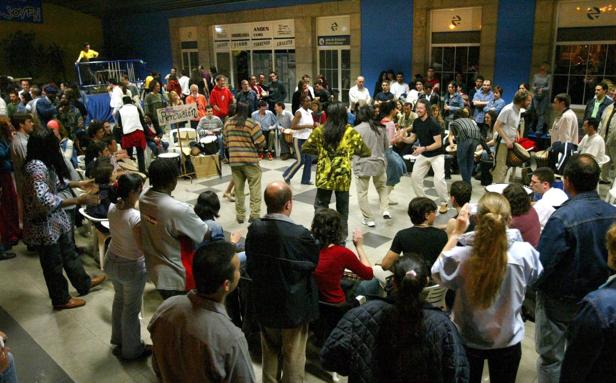 'La Noche es Joven' ofrece esta primavera más de un centenar de actividades en Santander