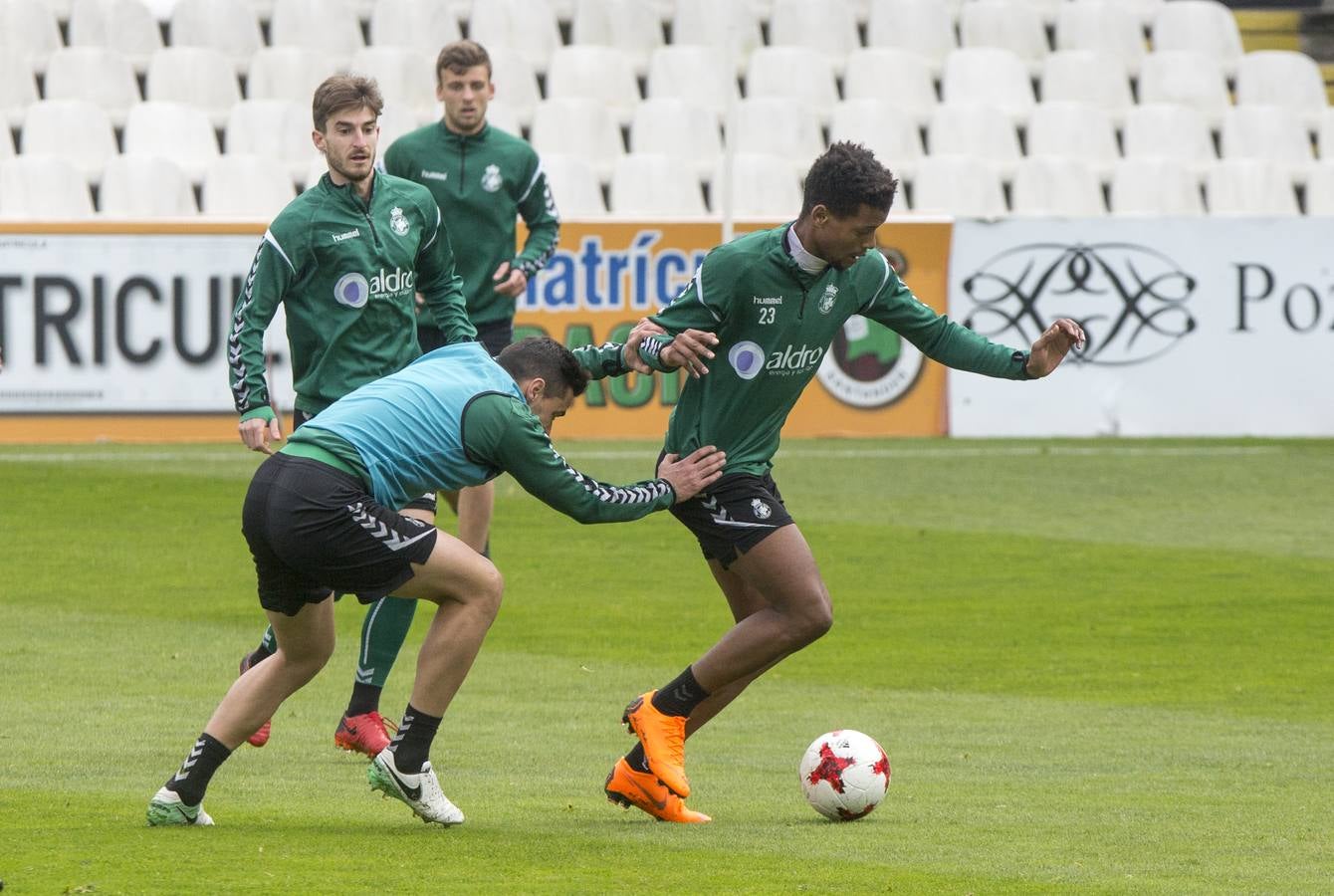 Fotos: El Racing prepara el partido ante el Burgos