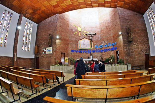 Interior de la iglesia de Nuestra Señora de Covadonga..