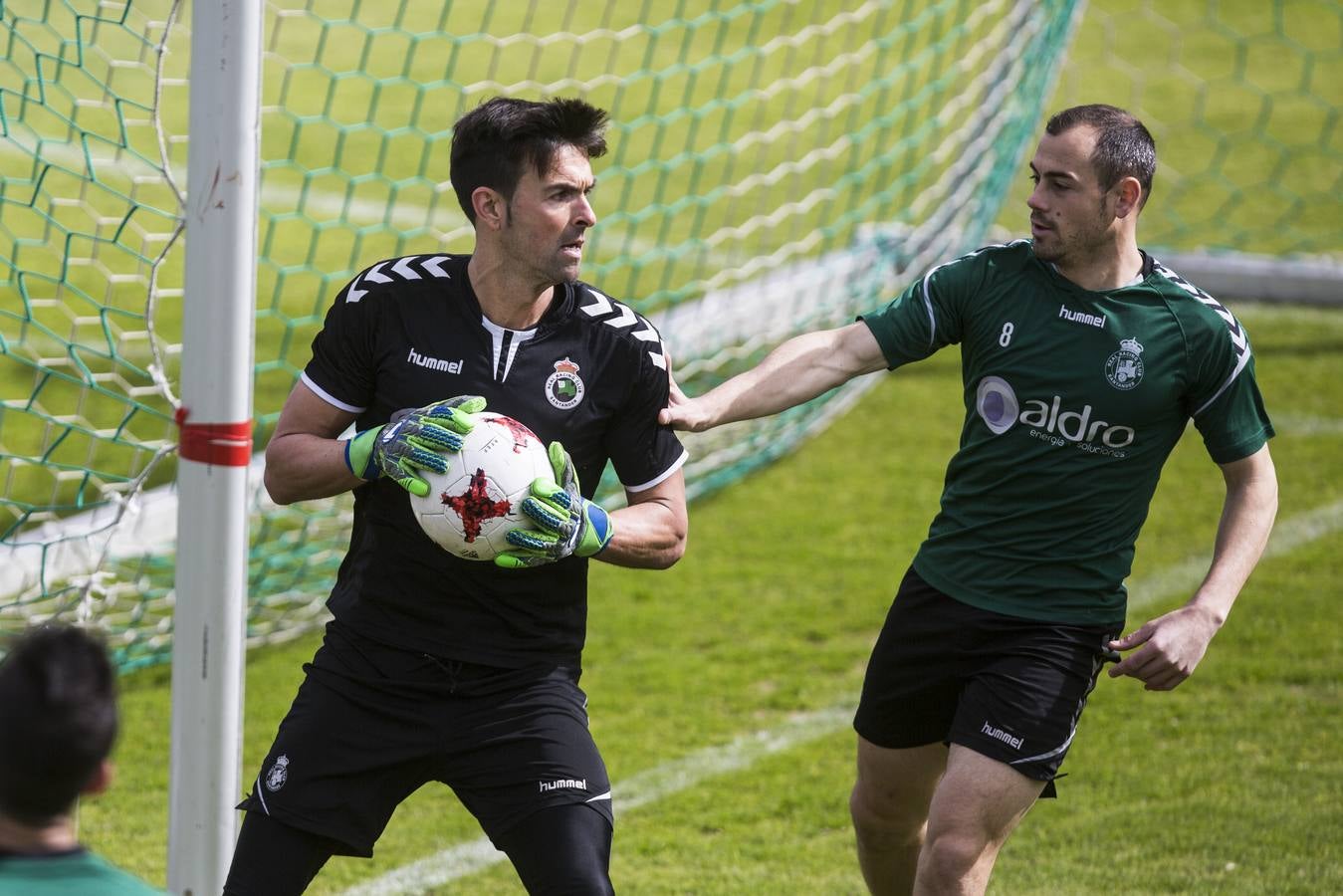 Fotos: El Racing prepara el partido ante el Lealtad