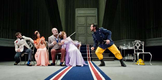 El teatro del absurdo de 'La cantante calva' llega al Palacio de Festivales