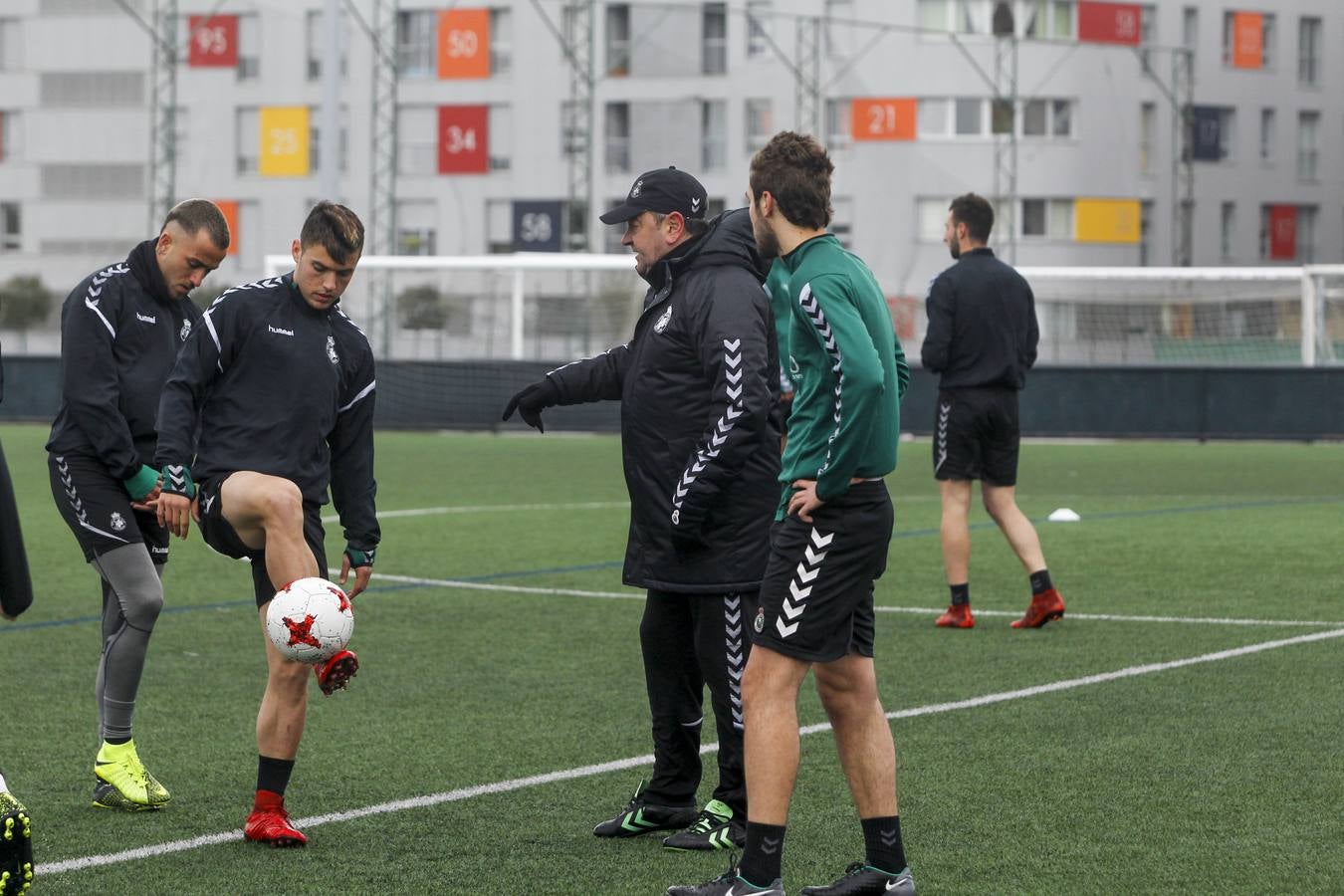 Fotos: El Racing prepara a conciencia el partido ante Osasuna B