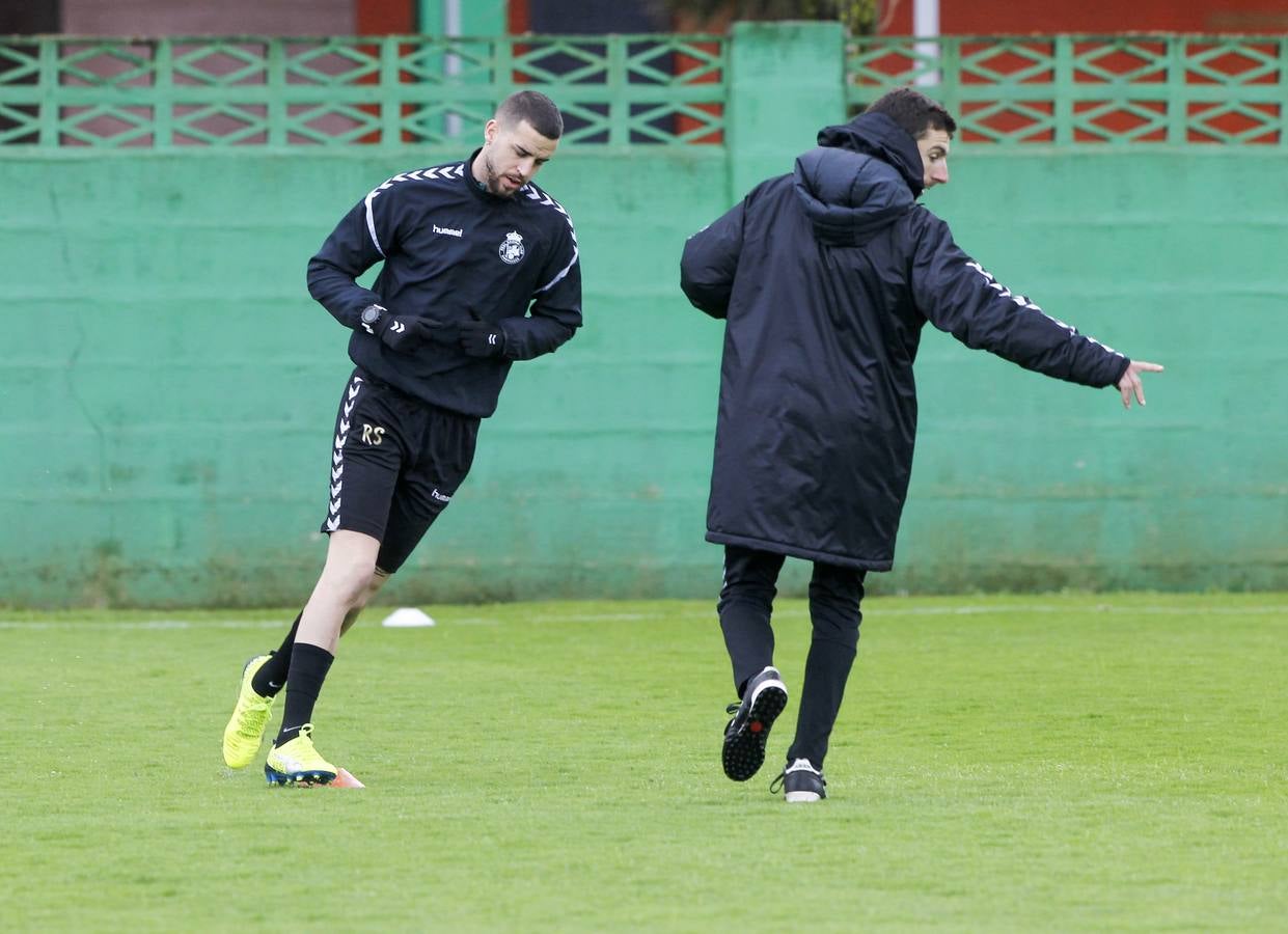 Fotos: El Racing prepara a conciencia el partido ante Osasuna B