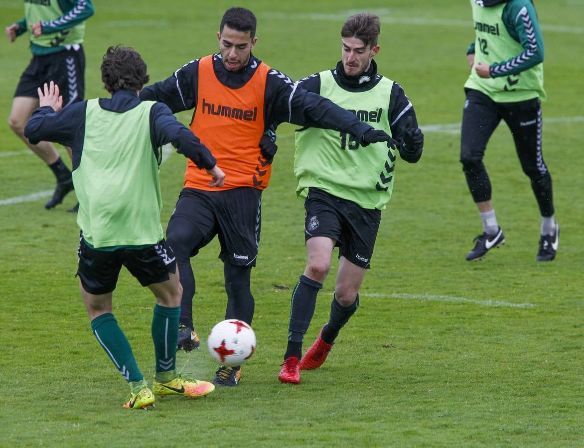 Fotos: El Racing prepara a conciencia el partido ante Osasuna B