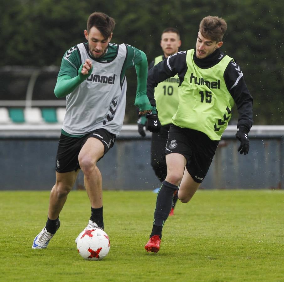 Fotos: El Racing prepara a conciencia el partido ante Osasuna B