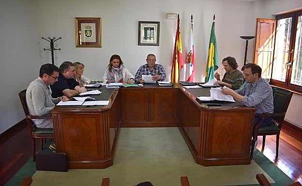 Sesión plenaria celebrada por la Corporación de Cieza