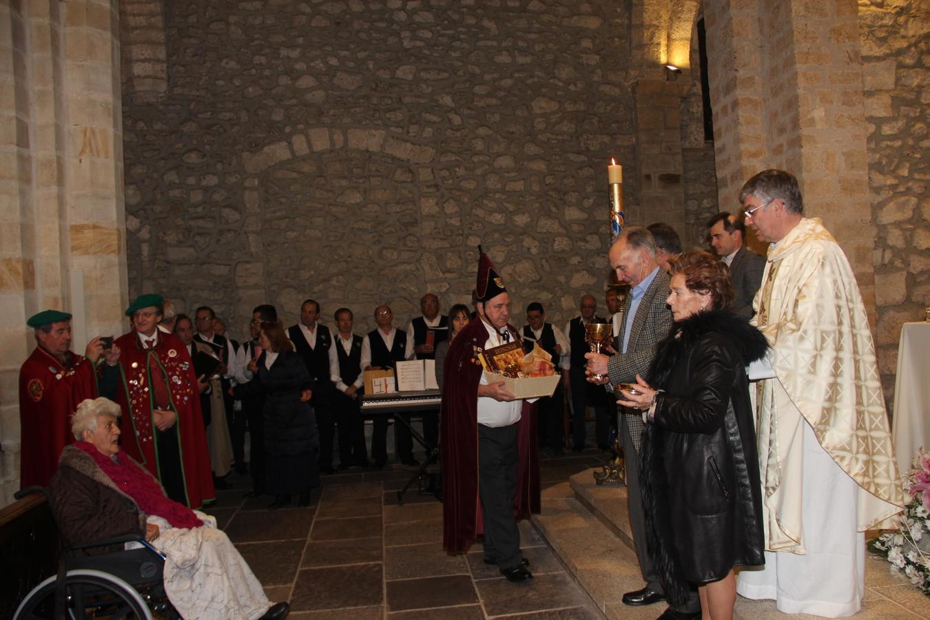 Fotos: Las cofradías gastronómicas de Cantabria ganan el Jubileo