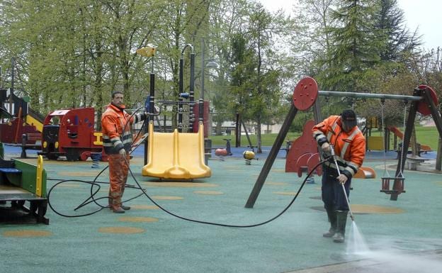 La puesta a punto de los parques de El Astillero