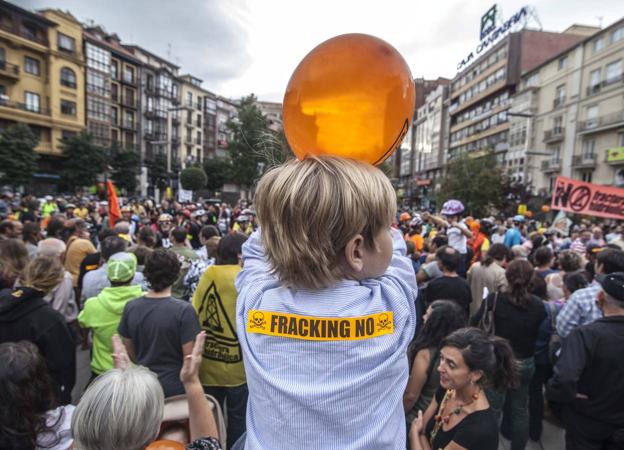 Los cántabros se movilizaron de forma masiva en contra del fracking. :