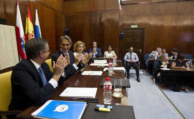 Imagen de archivo del pleno en el que se aprobó el PGOU de Santander anulado por el Supremo