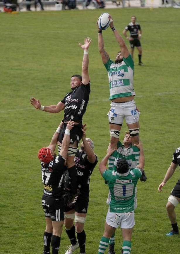 Fotos: Histórico triunfo del Senor Independiente en Valladolid