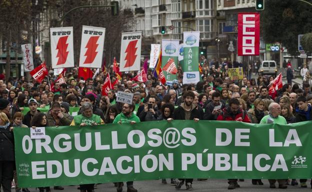 IU y Podemos acusan al Ayuntamiento de Santander de «censurar» un acto sobre educación
