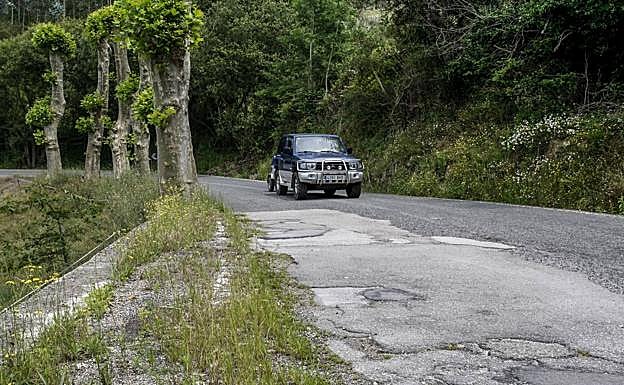 Un error obliga a licitar de nuevo el arreglo de la carretera de La Montaña