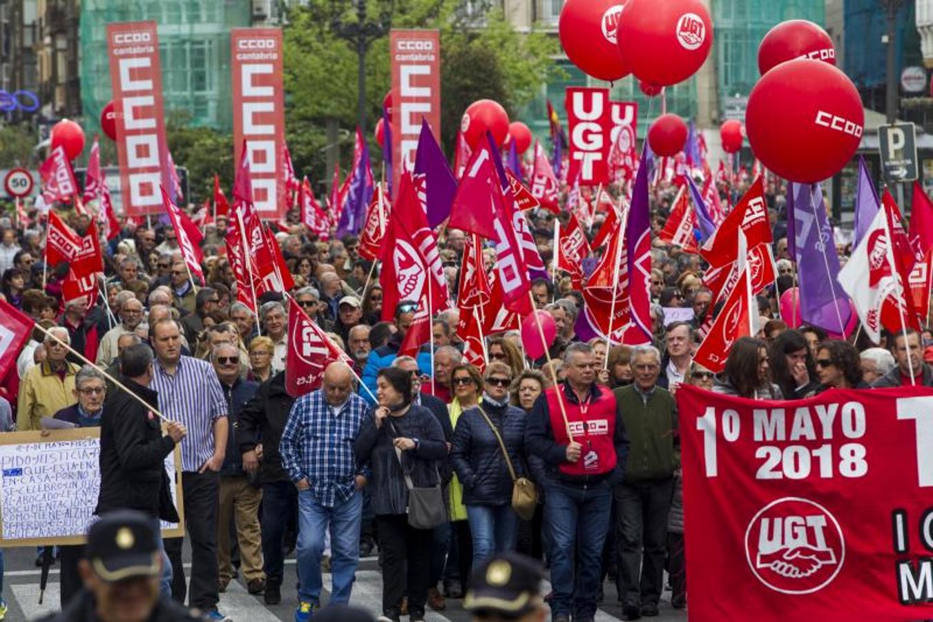 Fotos: Manifestación del Primero de Mayo en Santander