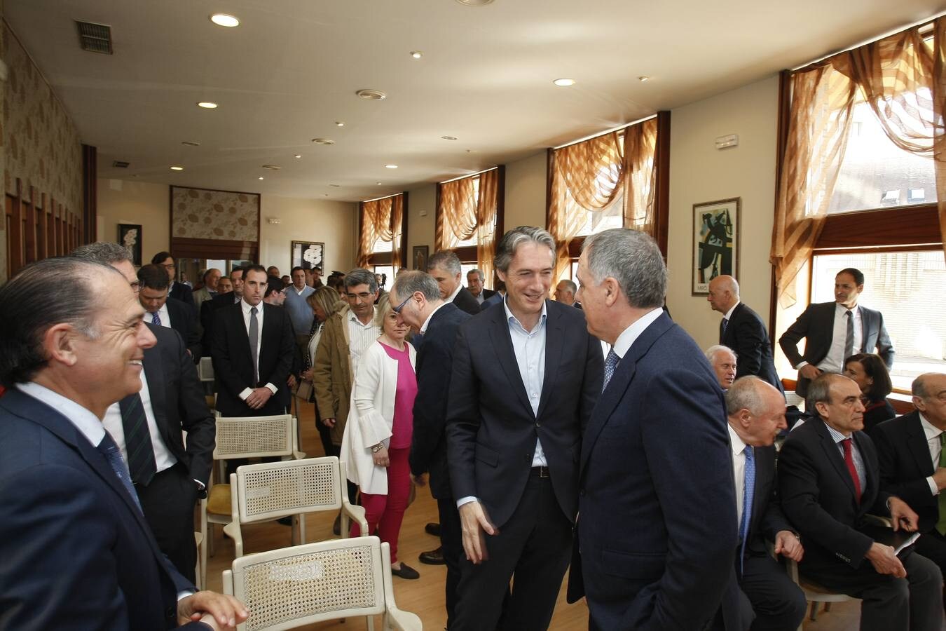 Fotos: El ministro De la Serna presenta el estudio informativo del tramo Aguilar-Reinosa de la línea de Alta Velocidad a Cantabria