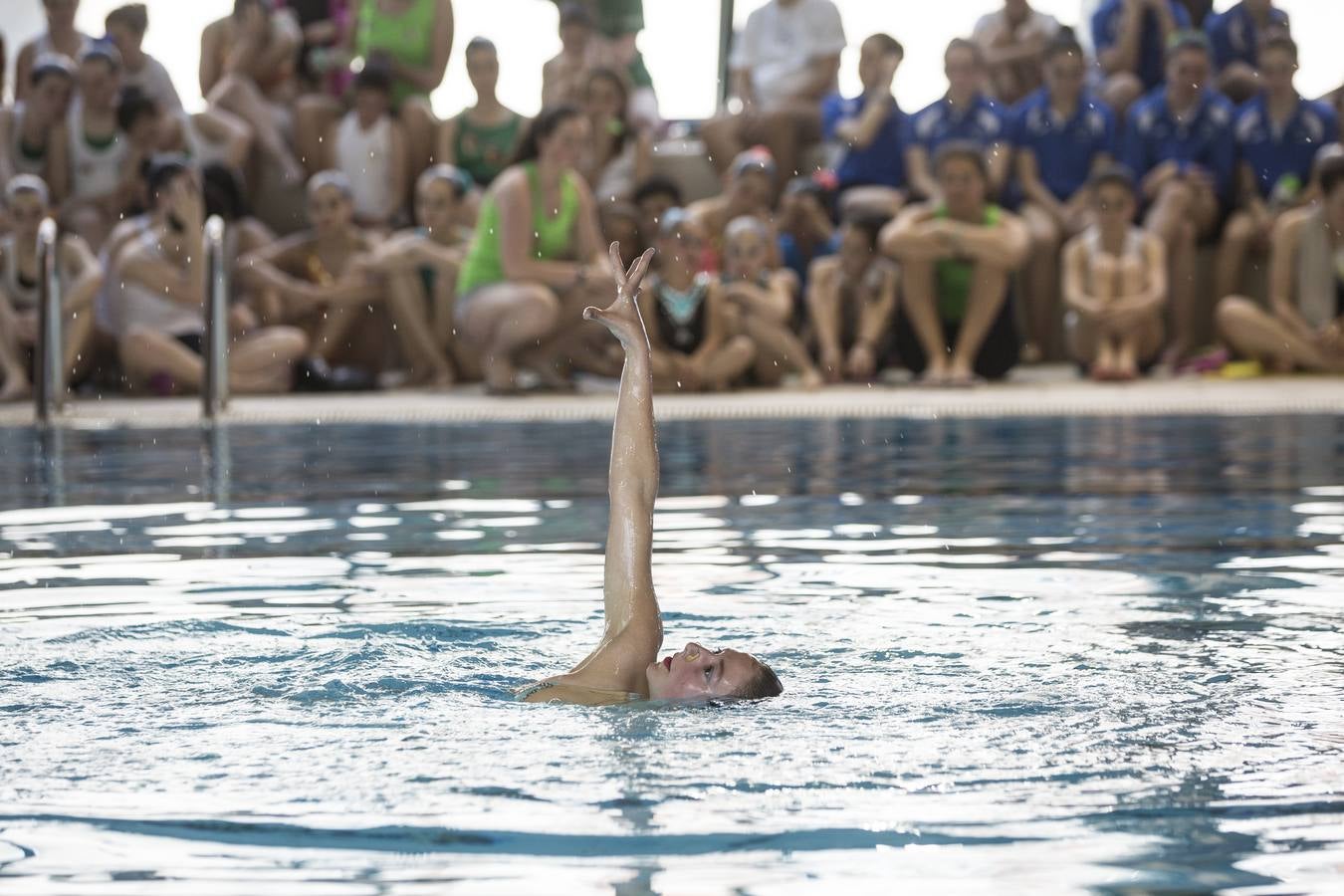 Las piscinas de Cross de Maliano reúnen a 140 sincronistas de toda España