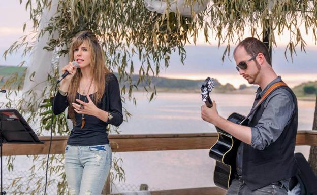 Sara Sua y Jesús Escudero interpretarán temas inéditos en la final de mañana. 