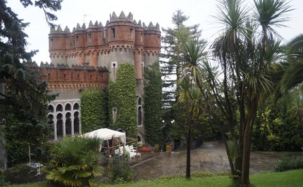 Parte trasera del castillo de Ocharan de Castro Urdiales