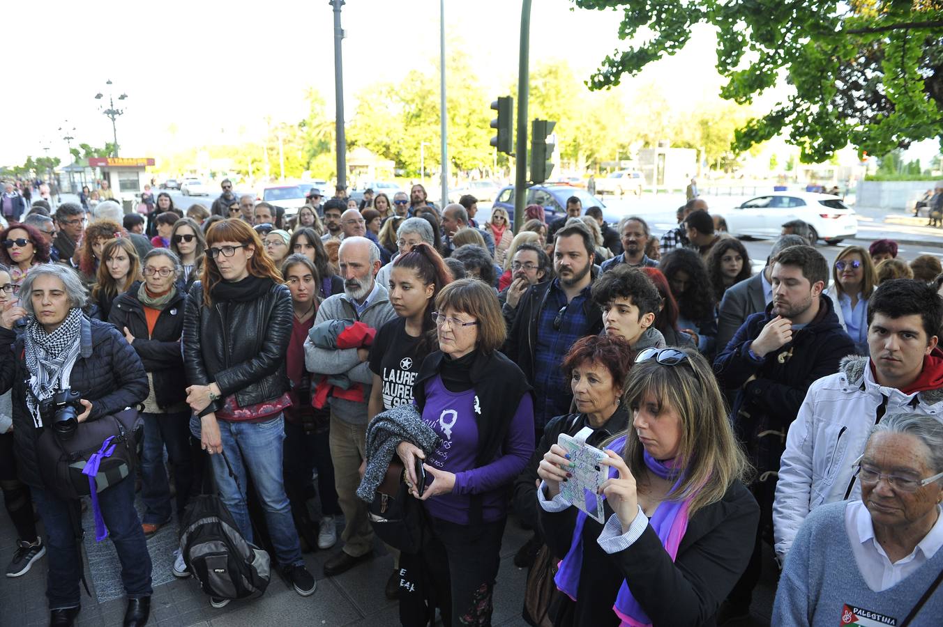 Fotos: Decenas de personas reclaman en Santander que se cumpla el presupuesto contra la violencia de género