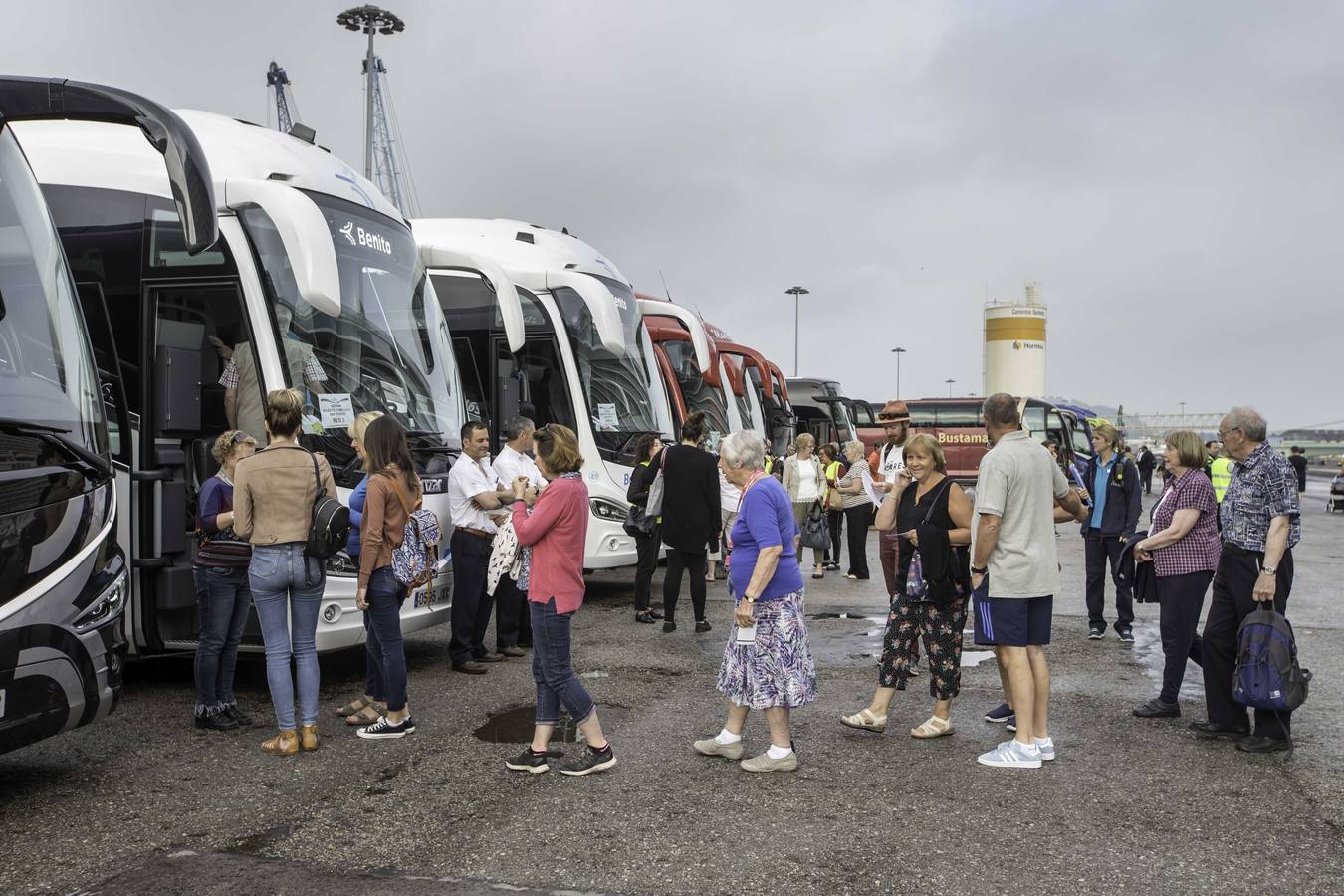 Fotos: El &#039;Britannia&#039; llega a Santander