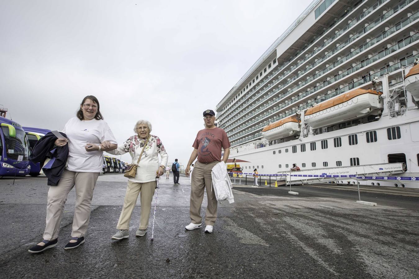 Fotos: El &#039;Britannia&#039; llega a Santander