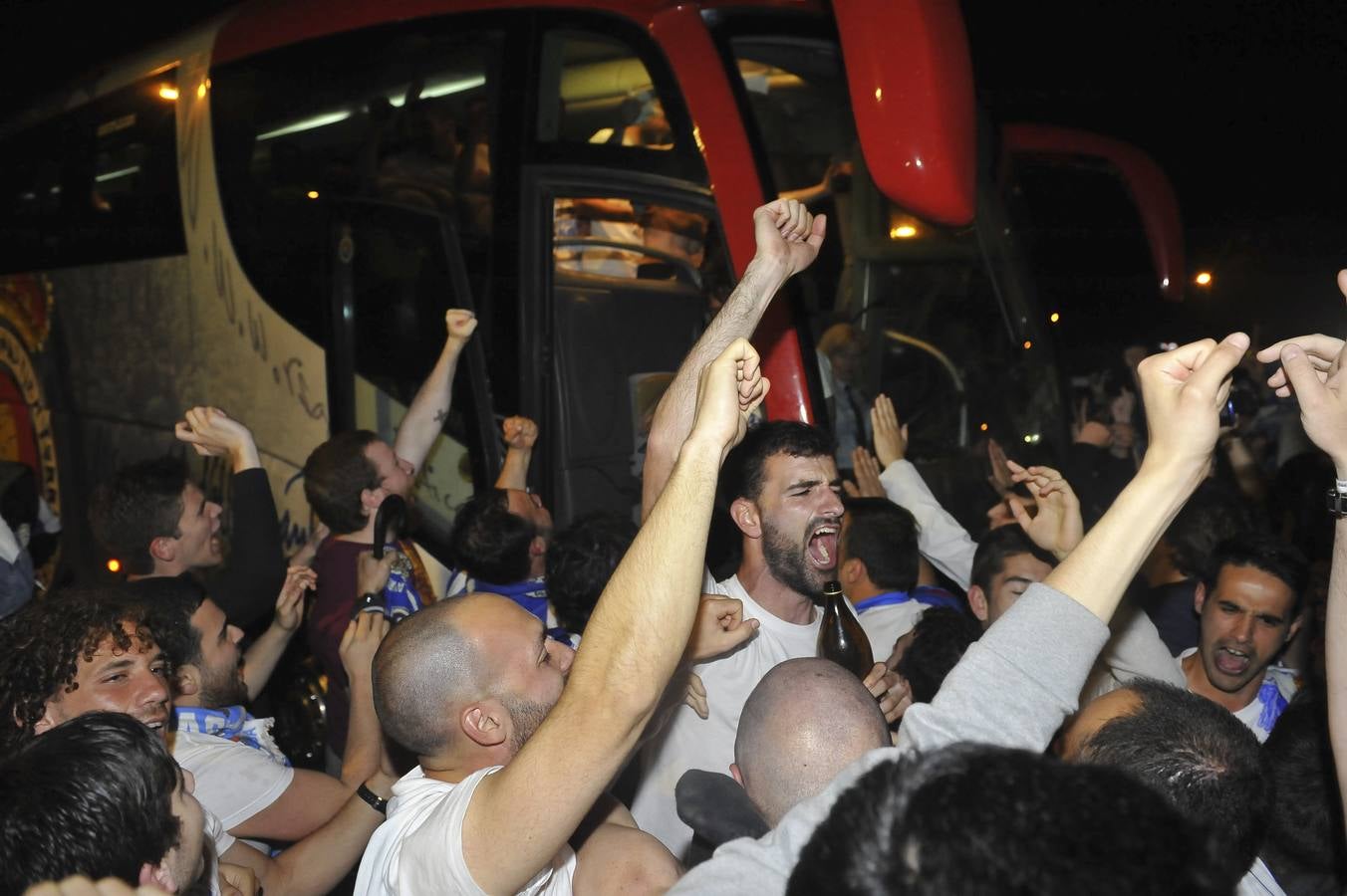 Fotos: Locura en Torrelavega