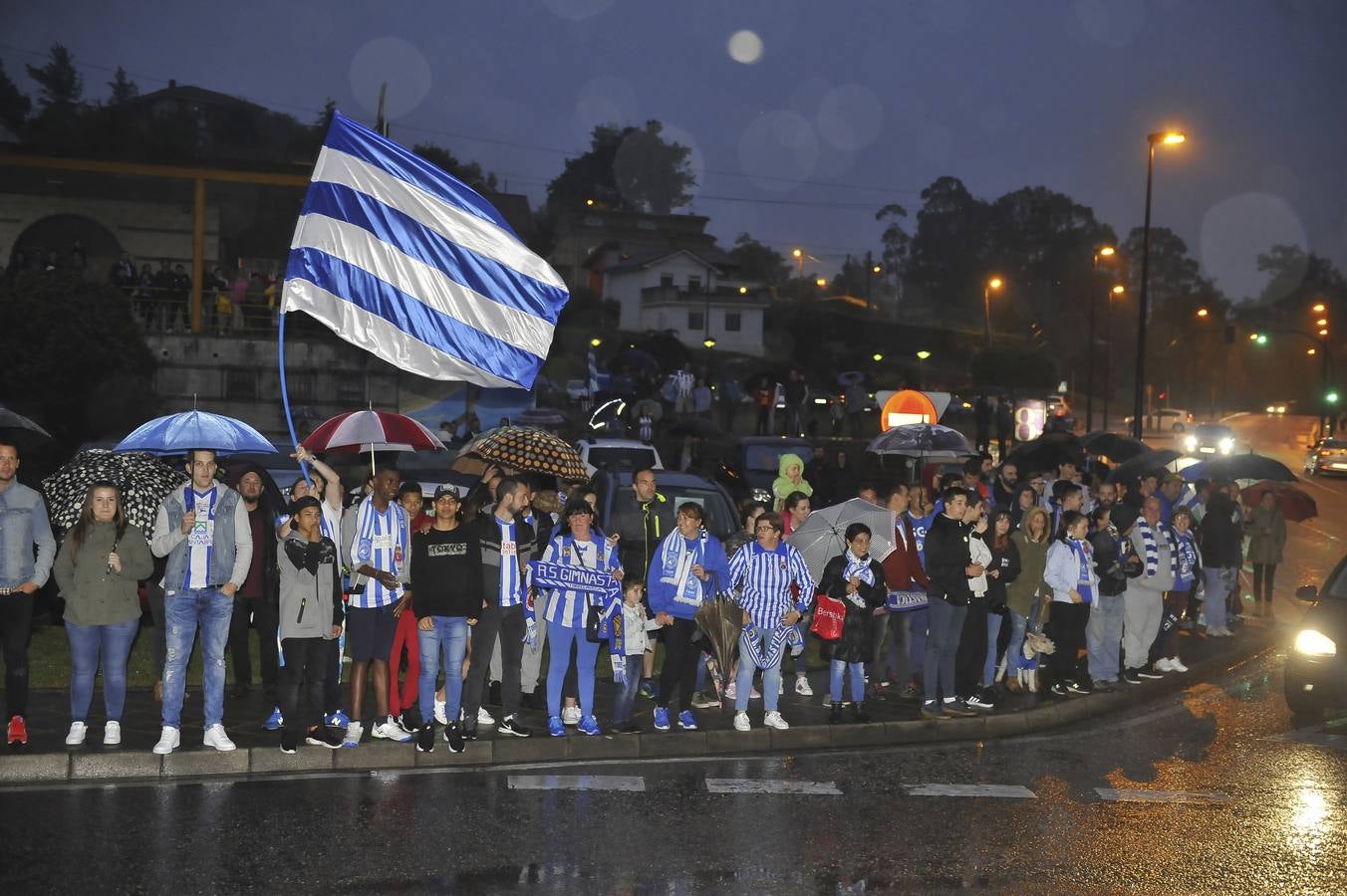 Fotos: Locura en Torrelavega