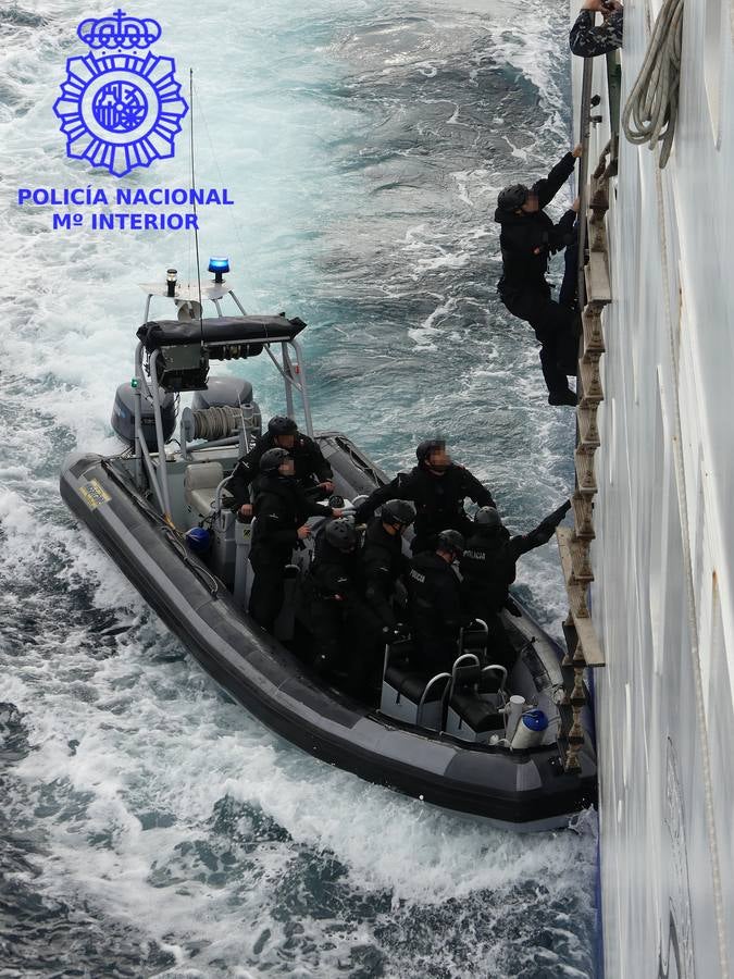 Fotos: Entrenamiento del GEO en Cantabria