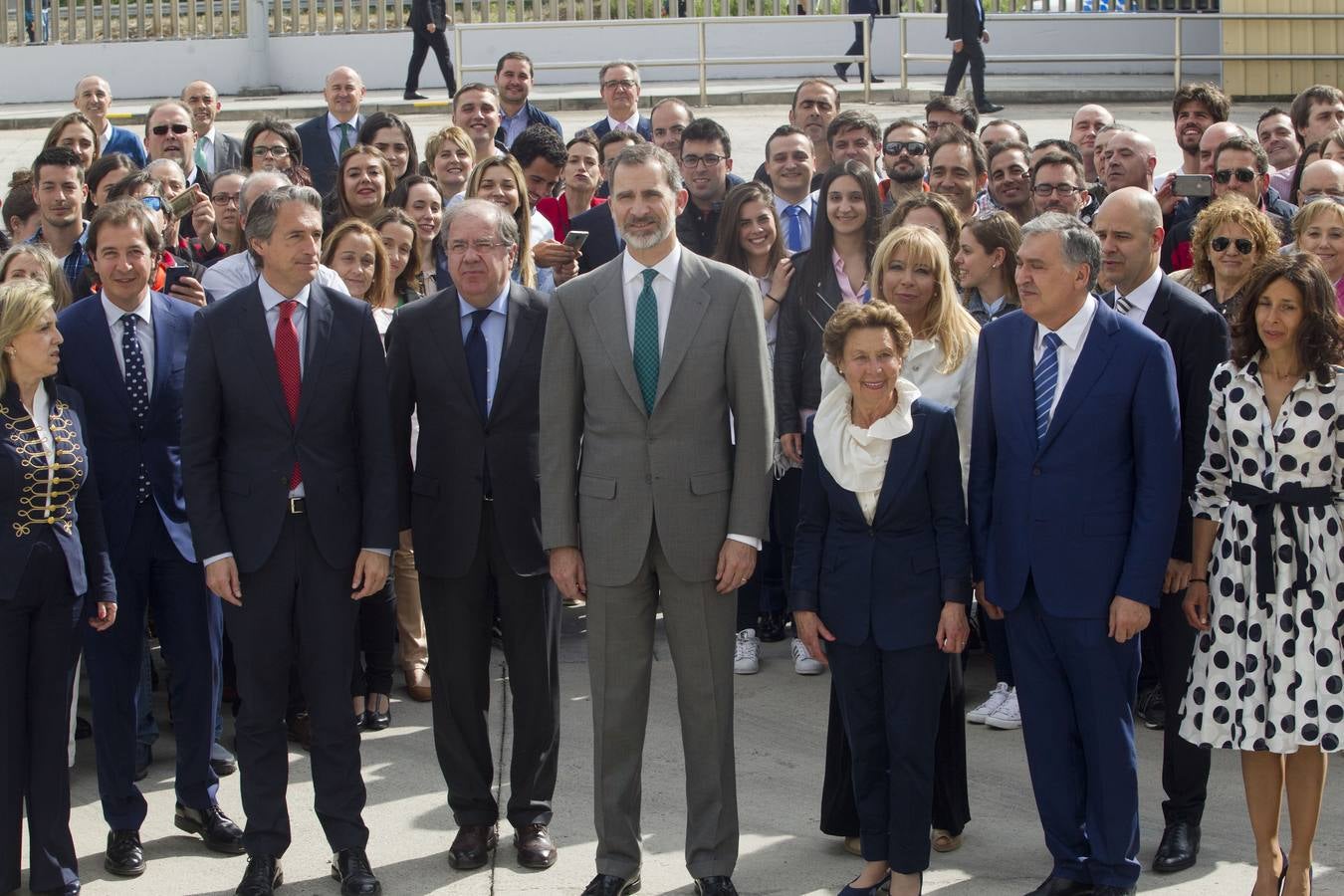 Tras abandonar Reinosa, el rey se ha desplazado a la localidad palentina