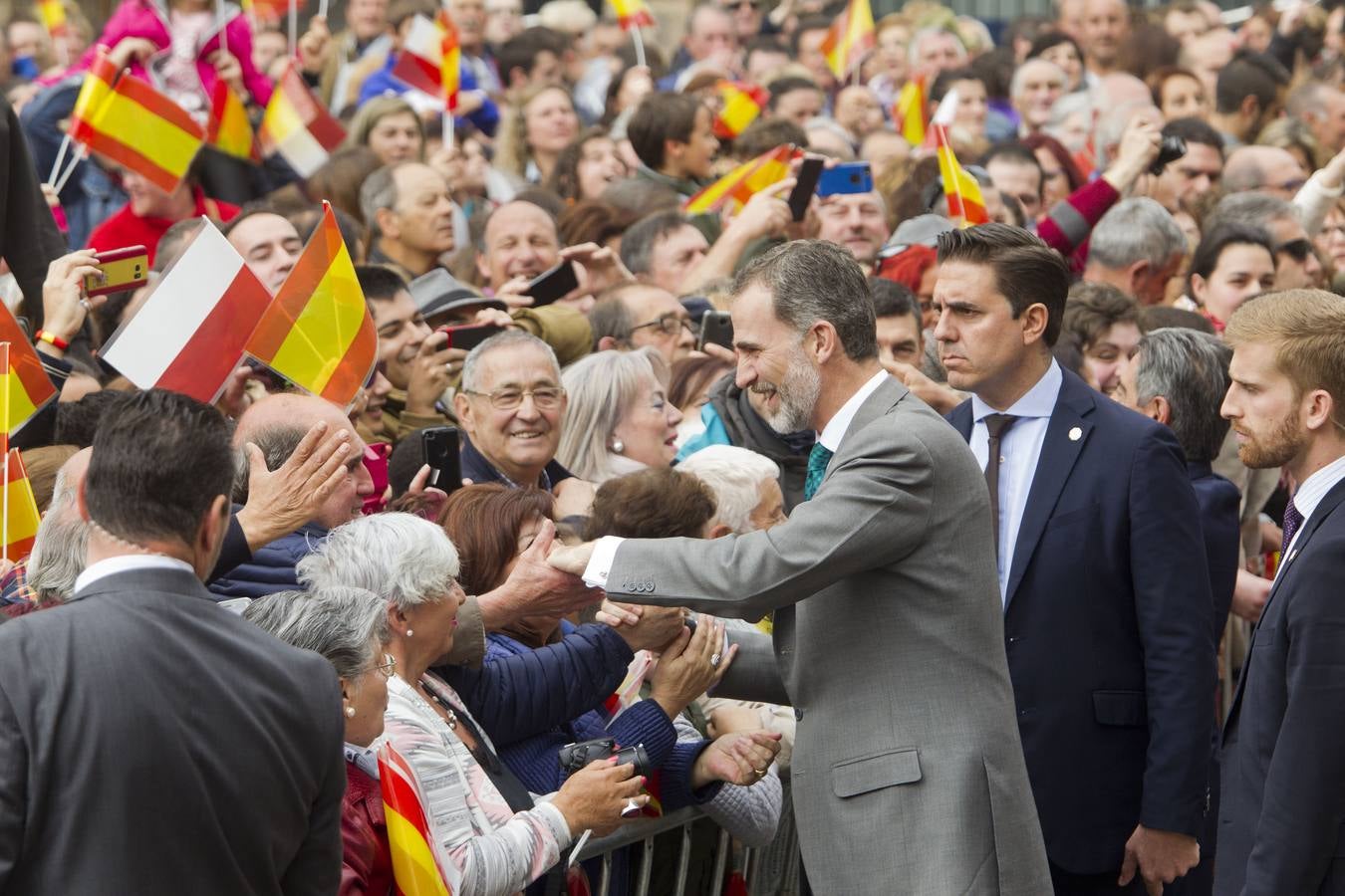 Fotos: Visita del Rey Felipe VI a Reinosa