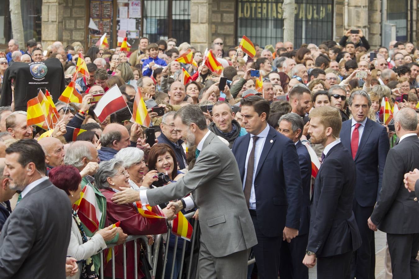 Fotos: Visita del Rey Felipe VI a Reinosa