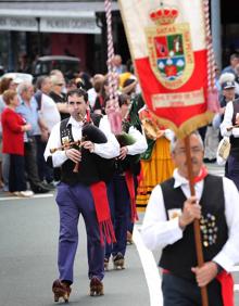 Imagen secundaria 2 - Unquera celebra la XVI Fiesta de la Gaita con participación asturiana