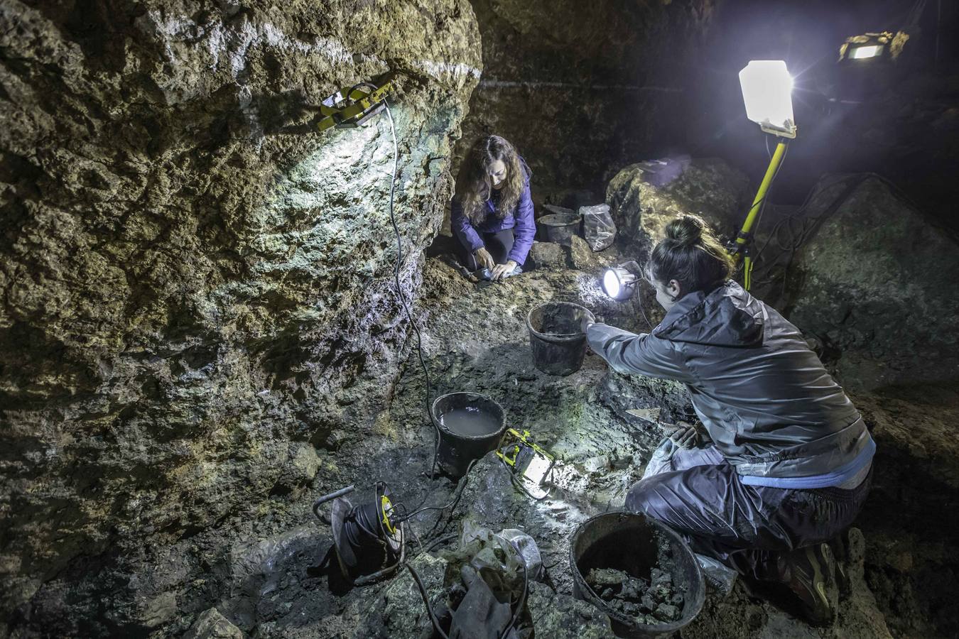 Fotos: Nueva excavación en la Cueva del Pendo