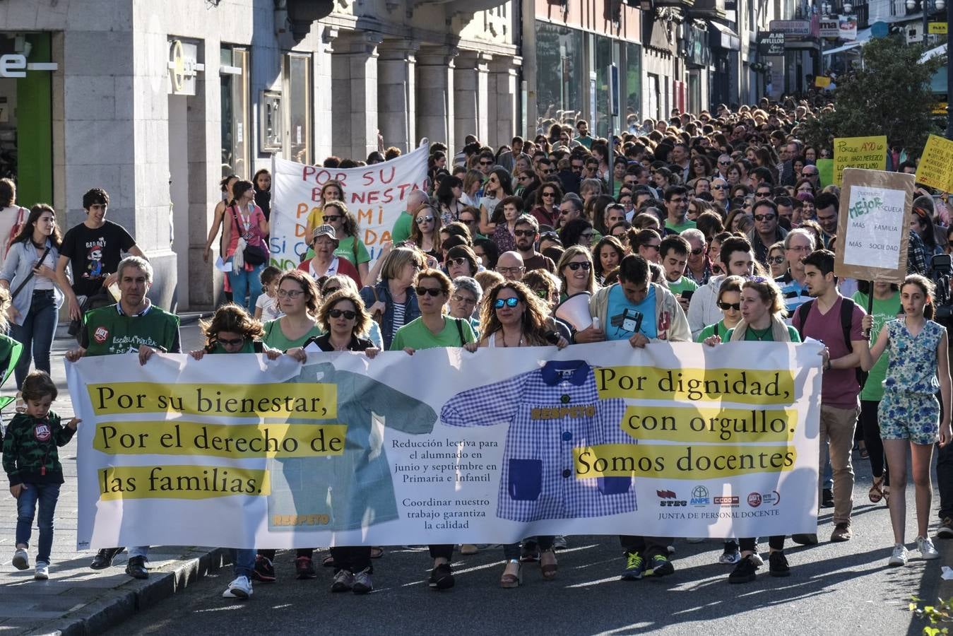 Fotos: Protesta de los profesores en Santander en esta jornada de huelga