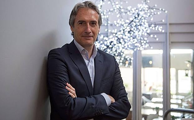 De la Serna comparece a las 11.00, antes del cierre del plazo de candidaturas en el PP