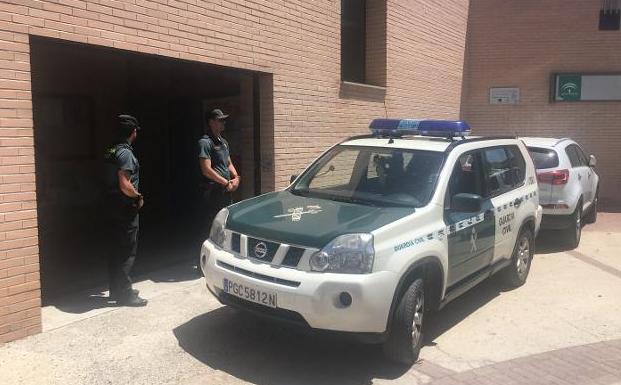 Servicios Sociales retira la tutela de 11 de sus 30 hijos a un hombre en Granada